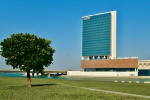 Гостиница Hilton Garden Inn Bahrain Bay