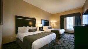 Гостиница Best Western Plus Travel Hotel Toronto Airport