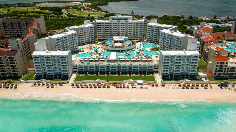 Гостиница Hilton Cancun Mar Caribe All-Inclusive Resort в Канкуне