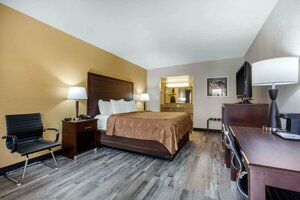 Quality Inn & Suites near Downtown Mesa (Arizona, Maricopa County, City of Mesa, East Main Street), hotel