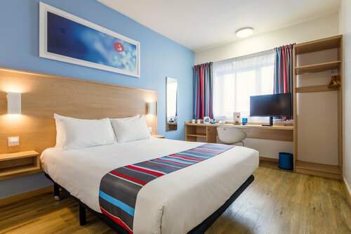 Гостиница Travelodge Barcelona Fira