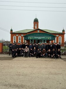 Мечеть (Chechen Republic, Naurskiy rayon, Rubezhnenskoye selskoye poseleniye, selo Rubezhnoye, Sadovaya ulitsa), mosque