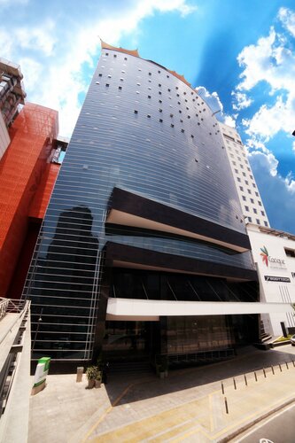 Гостиница Holiday Inn Bucaramanga Cacique, an Ihg Hotel