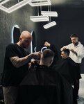 Heads (ulitsa Lva Kassilya, 1), barber shop