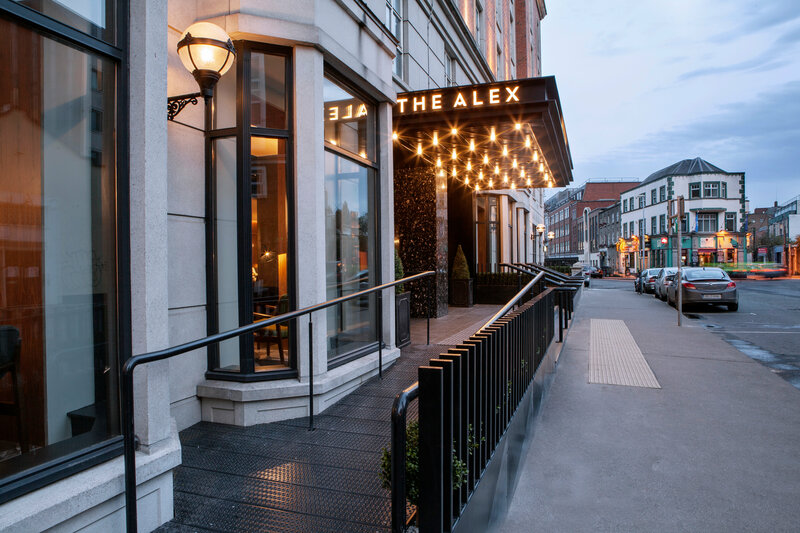 Гостиница The Alex Hotel Dublin в Дублине