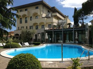 отель Hotel Piccola Vela