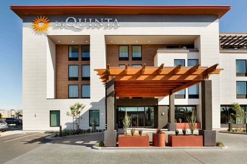 Гостиница La Quinta Inn & Suites Santa Rosa Sonoma в Санта-Розе