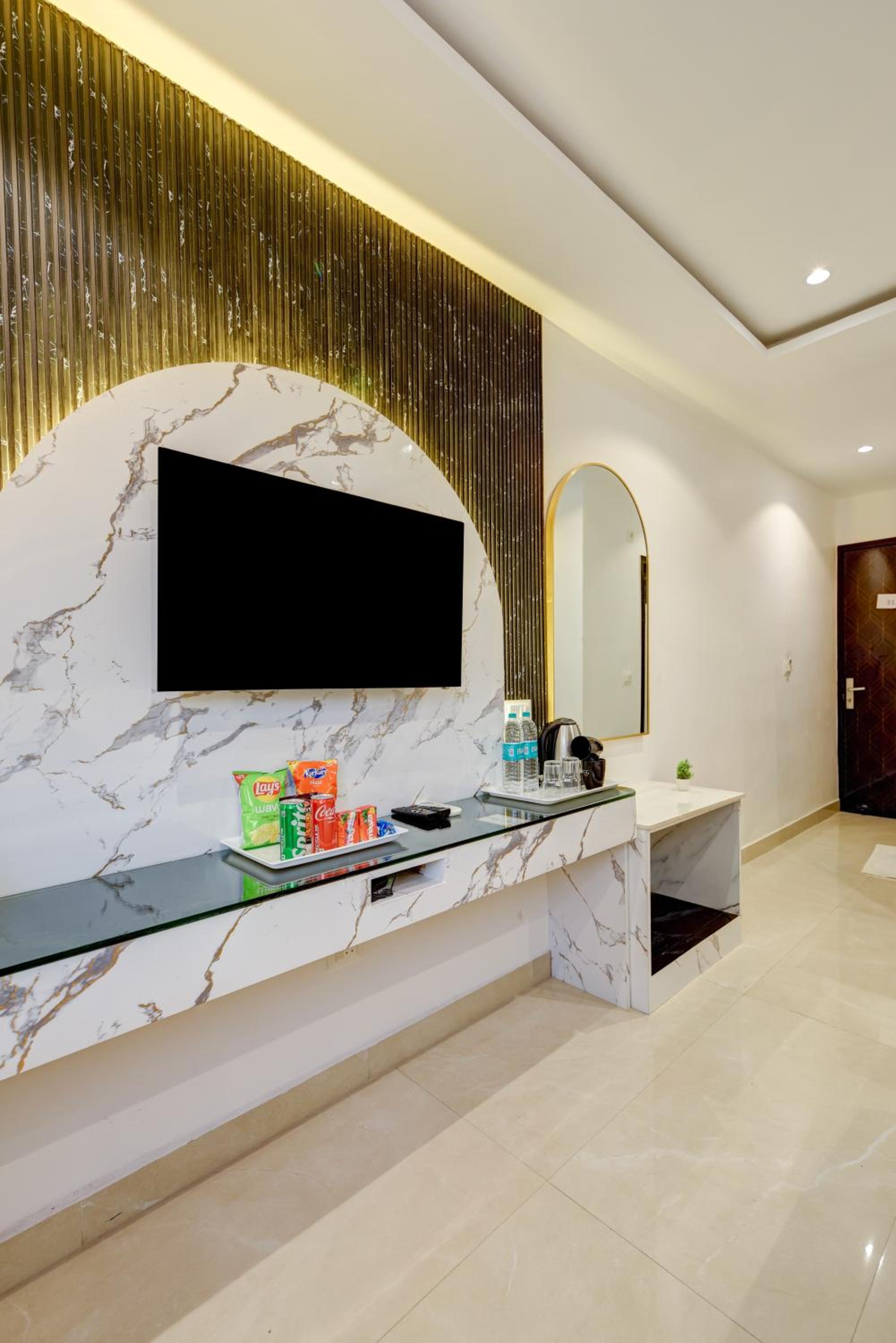 Фото Krishina Hotel