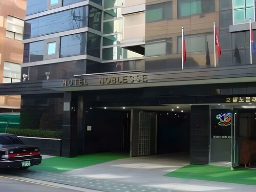 Гостиница Noblesse Hotel в Сеуле