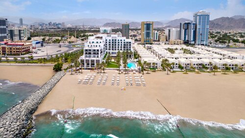 Гостиница Palace Beach Resort Fujairah в Эль-Фуджайре