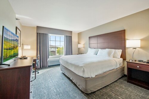 Гостиница Cobblestone Hotel & Suites - Two Rivers