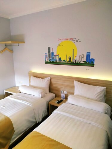 Гостиница Central Front One Inn Jakarta Airport в Тангеранге