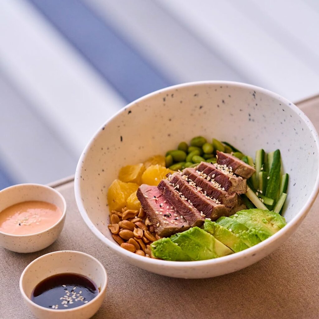 Bar, pub Sol Beach Lounge & Bar, Ras al‑Khaimah, photo