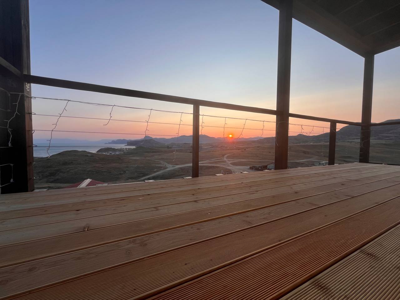 Фото Меганом Скай