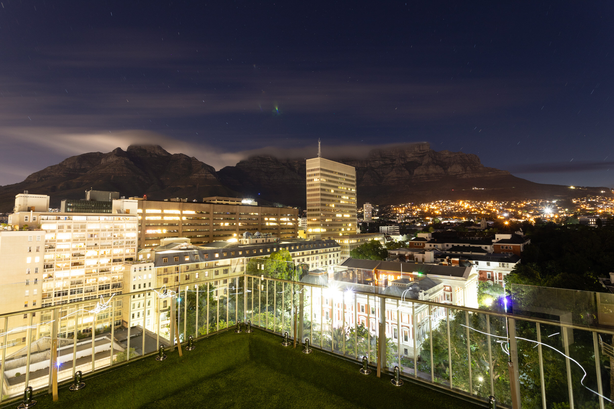 Фото Habitat Aparthotel by Totalstay