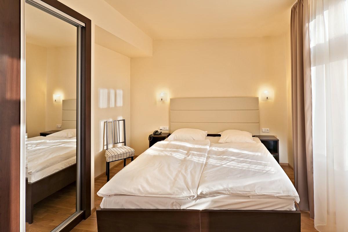 Фото Trevi Hotel