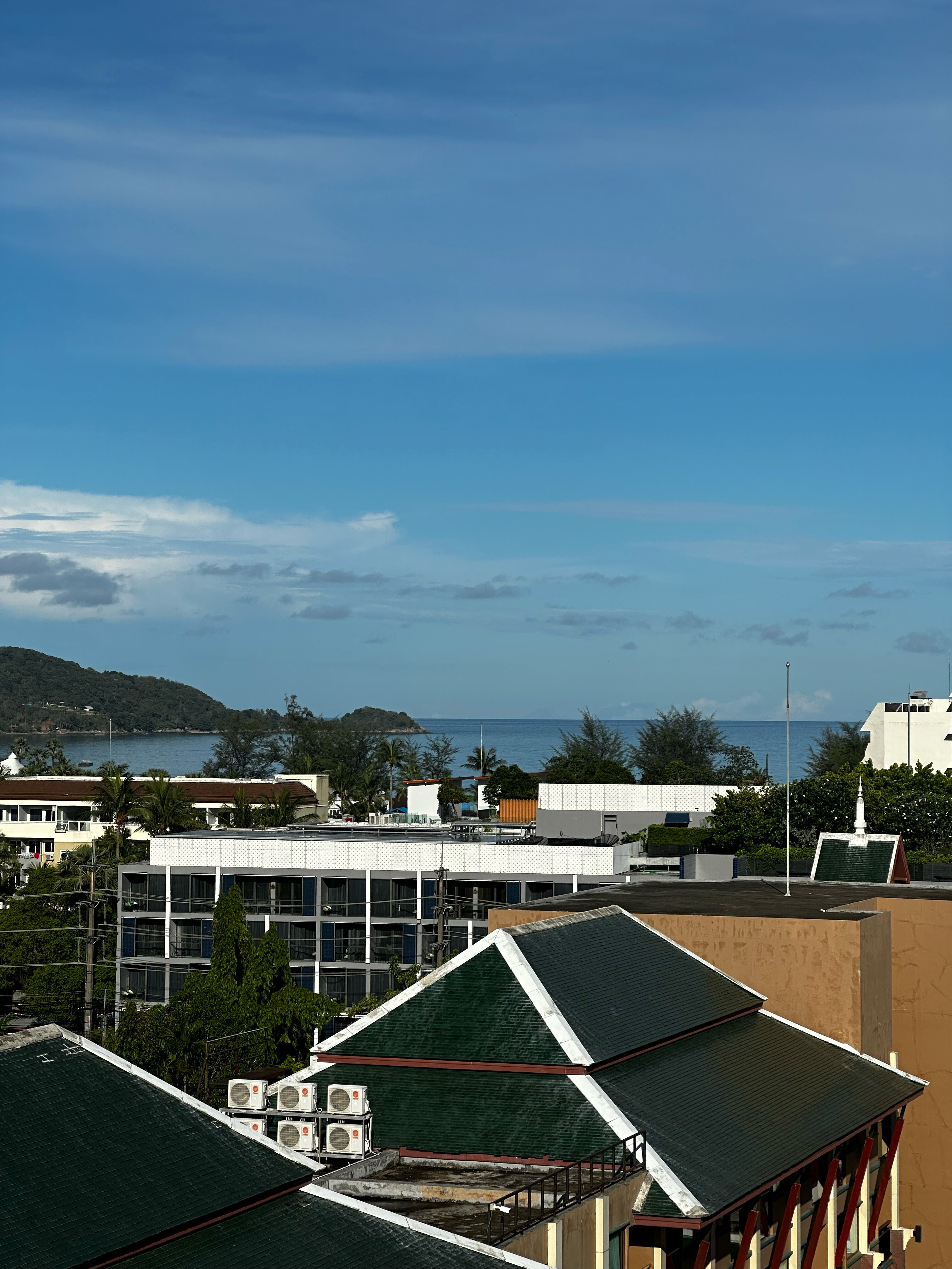 Фото Woovo Phuket Patong