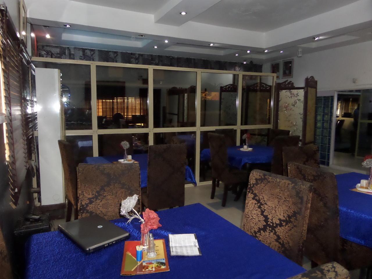 Фото Belfem International Suites