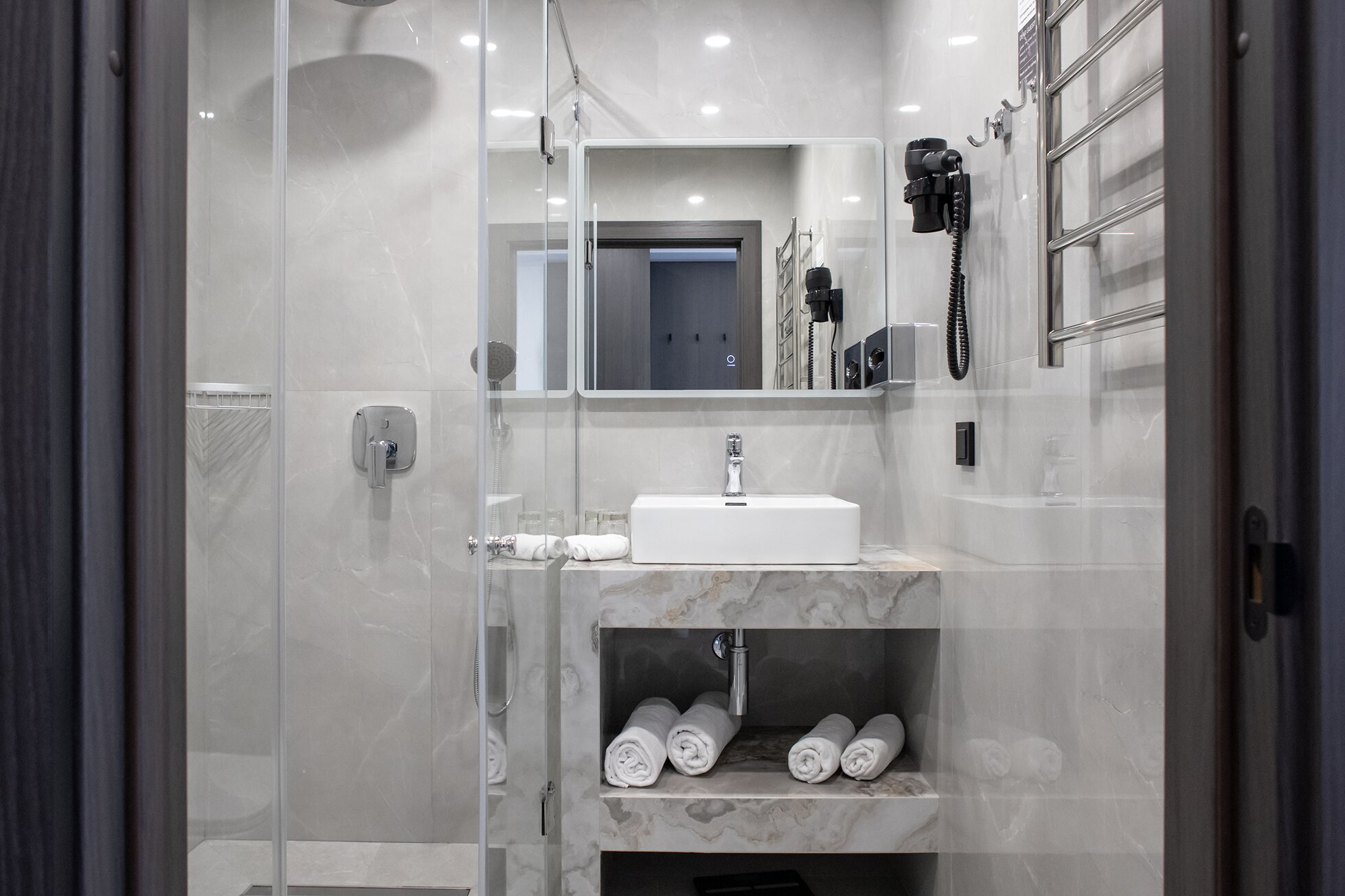 Фото Вертикаль, Графит