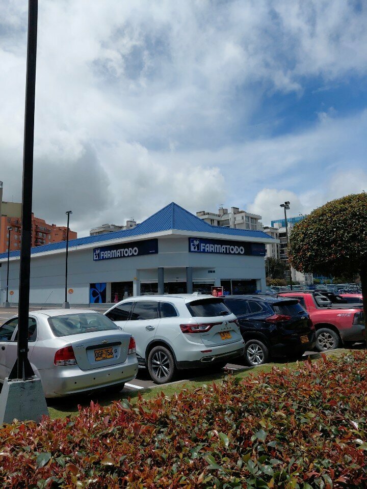 Pharmacy Famatodo, Bogota, photo