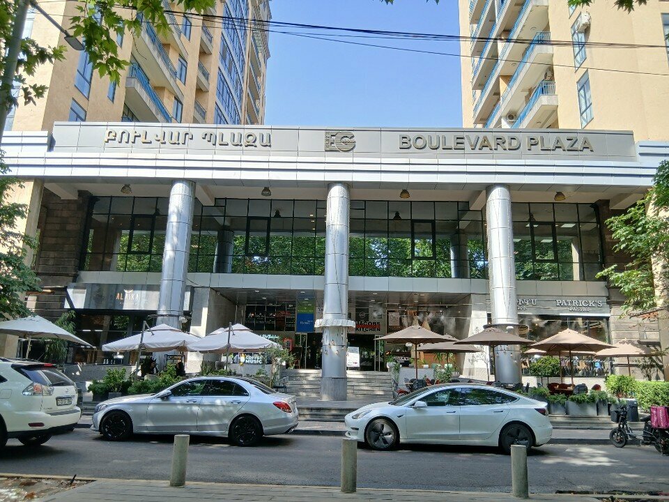 Contact lenses ILense Optics, Yerevan, photo