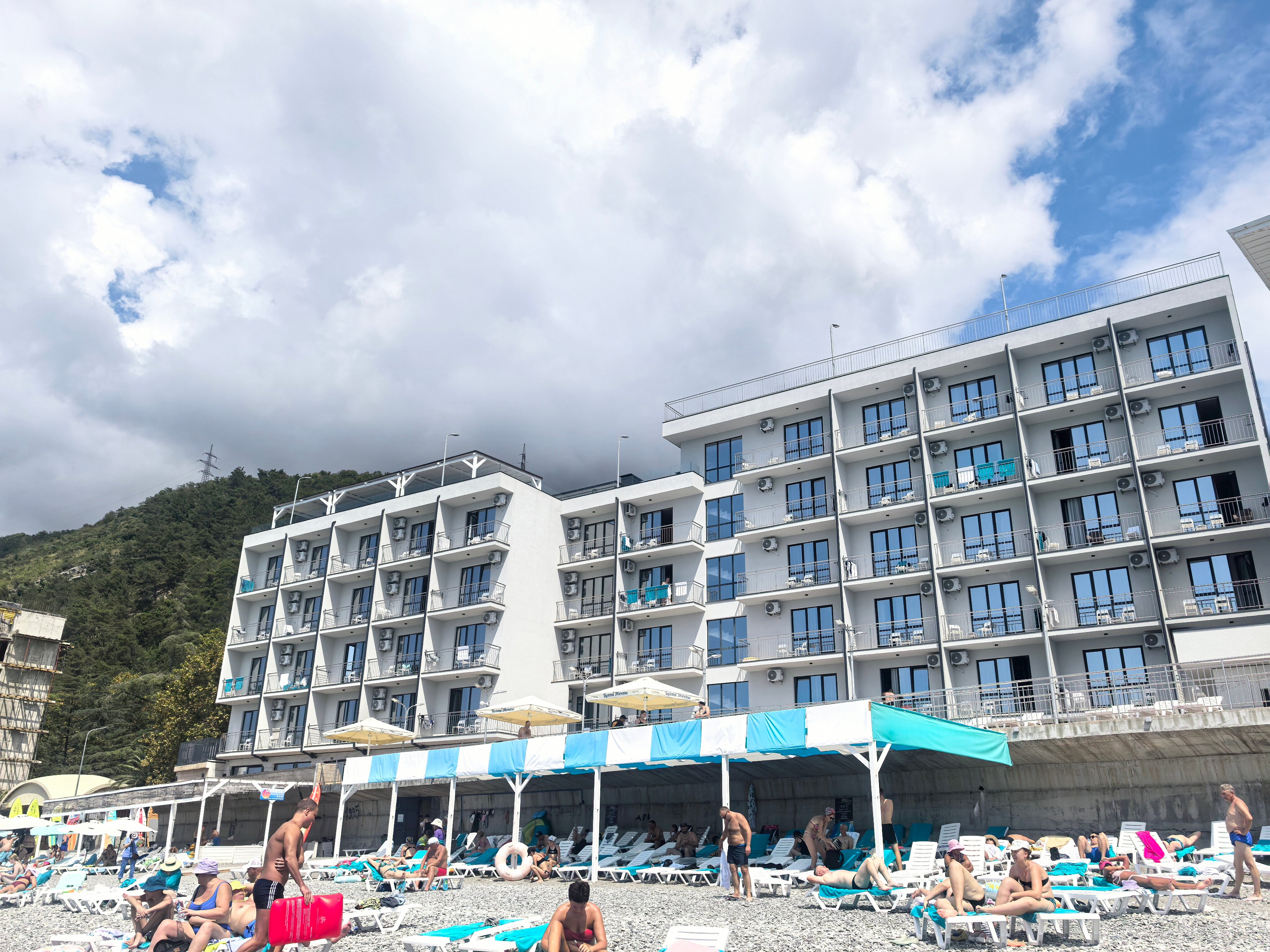 Фото отеля 1