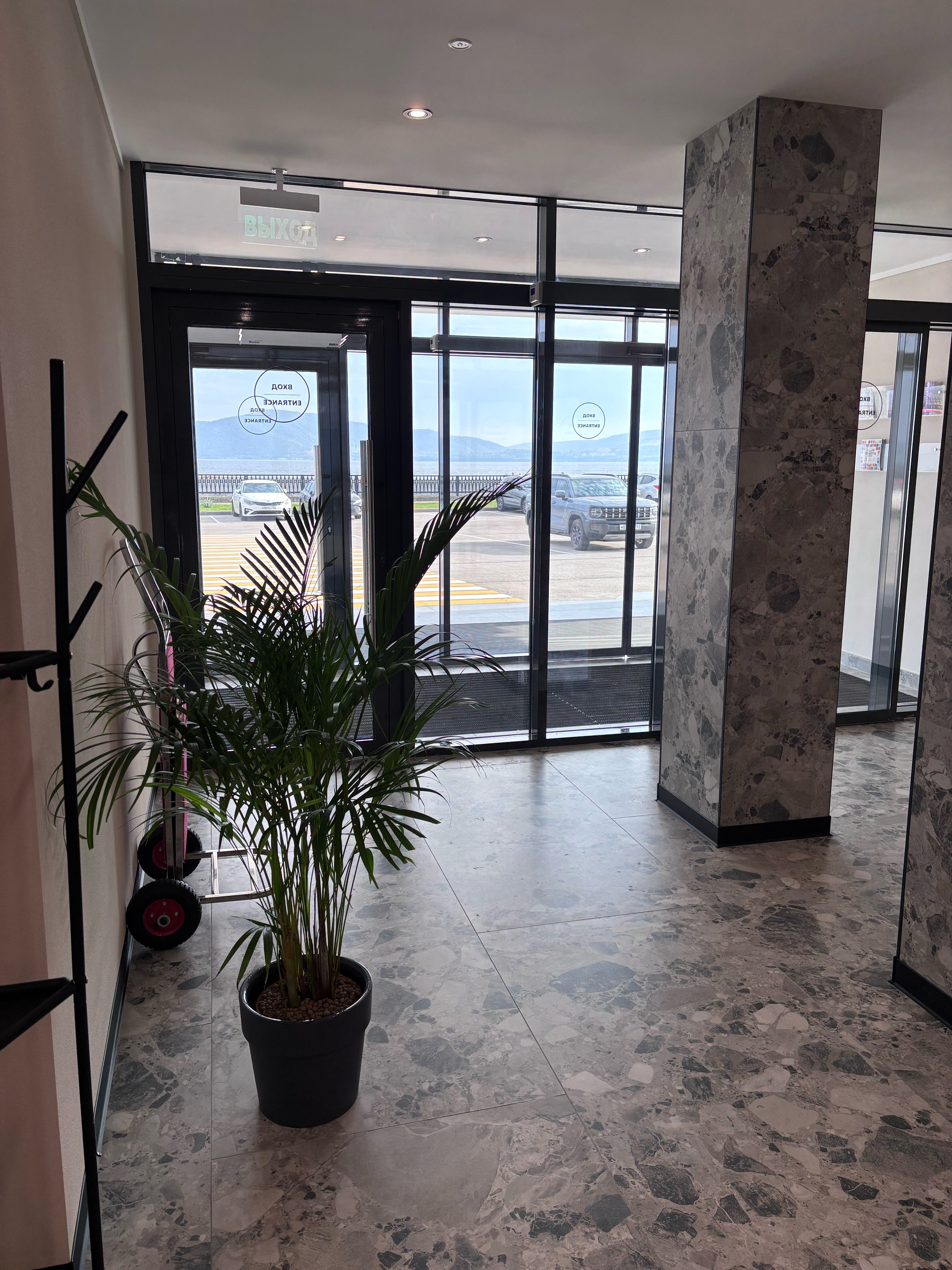 Фото Амбар Хаус