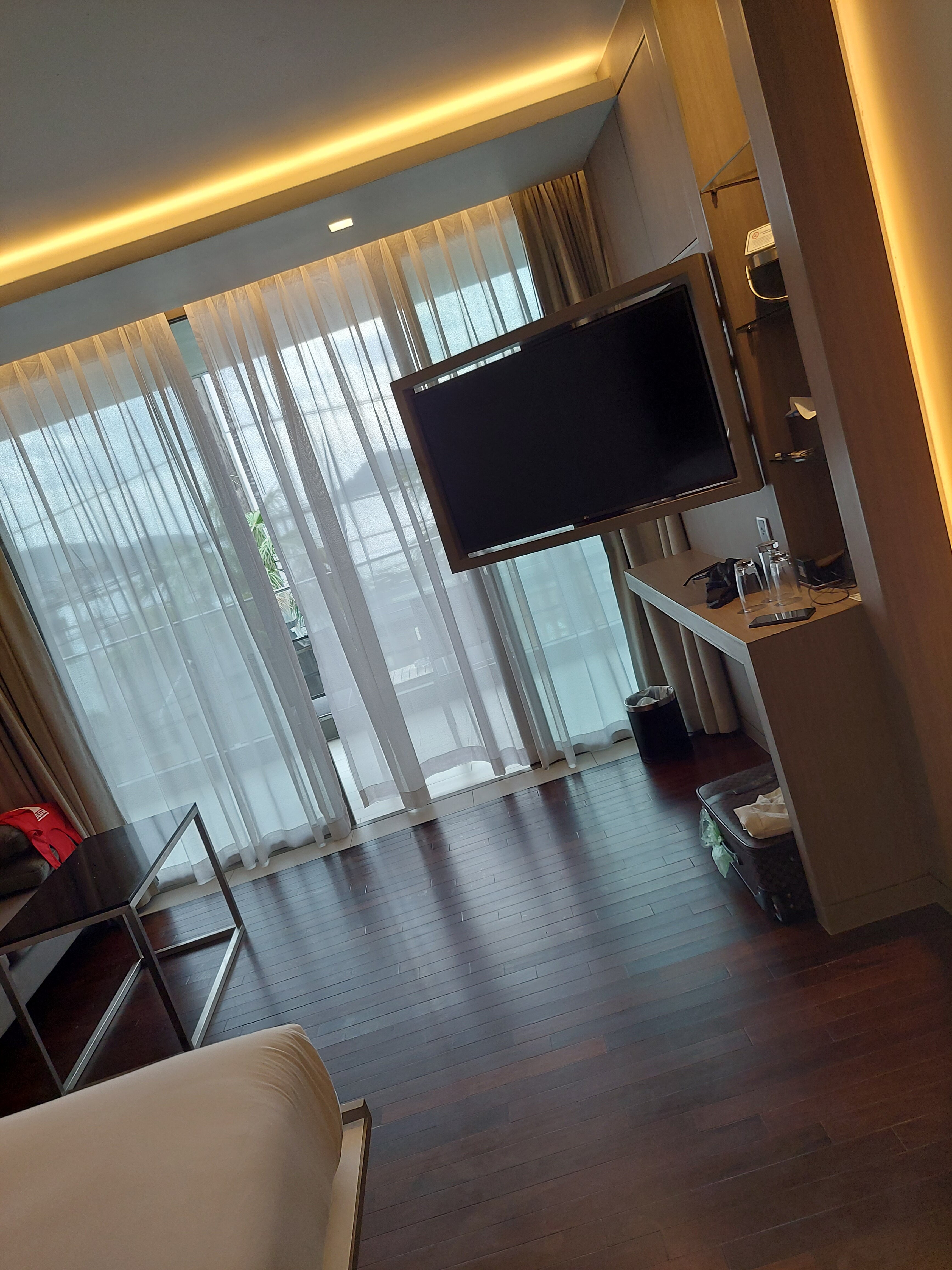 Фото Oceanfront Beach Resort