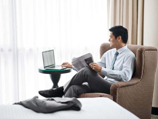 Фото DoubleTree by Hilton Hotel Naha Shuri Castle