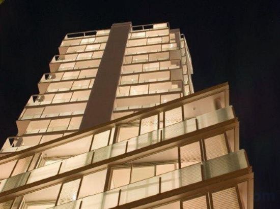 Фото The Quadrant Hotel & Suites