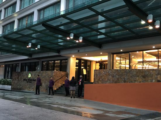 Фото MiCasa All Suite Hotel