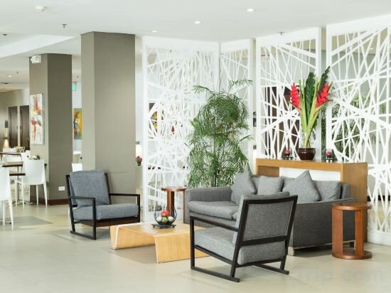 Фото Microtel by Wyndham Acropolis