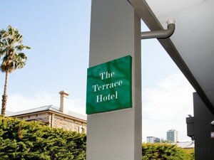 Гостиница The Terrace Hotel Adelaide