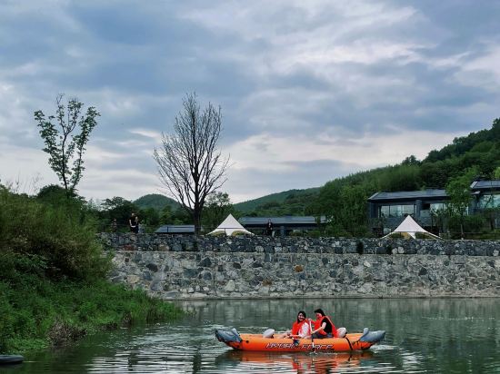 Фото Wyndham Grand Plaza Royale Hot Springs Resort Tianmu Lake