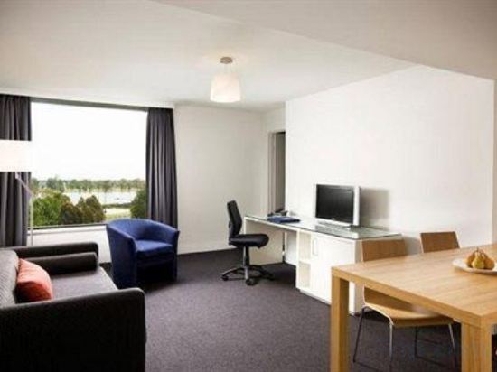 Фото Mercure Melbourne Albert Park