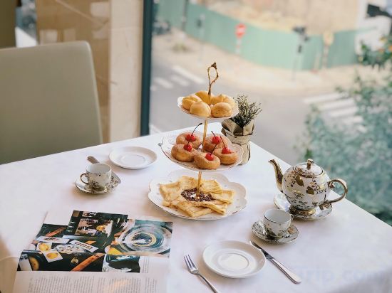 Фото Val Soleil Hotel