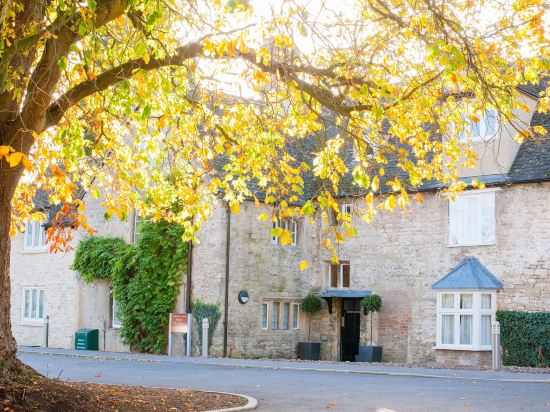 Фото Voco Oxford Spires Hotel