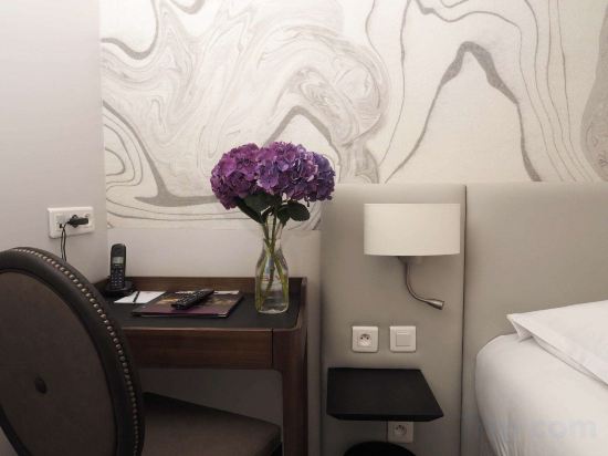 Фото Hôtel Queen Mary