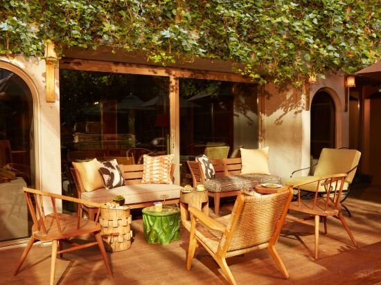 Фото Mondrian Bordeaux Les Carmes