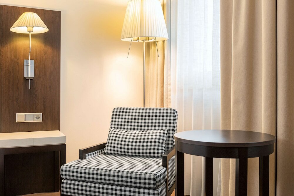 Фото NH Danube City