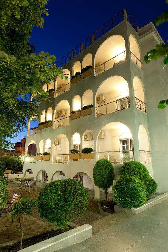 Фото Kronos Hotel