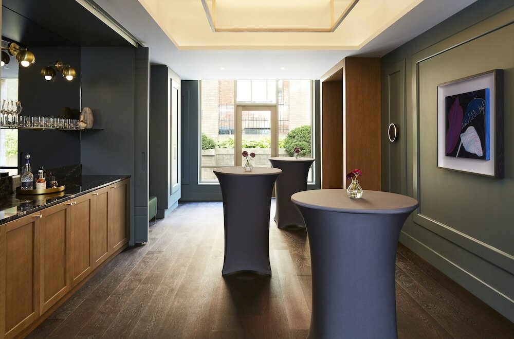 Фото Kimpton Saint George Hotel