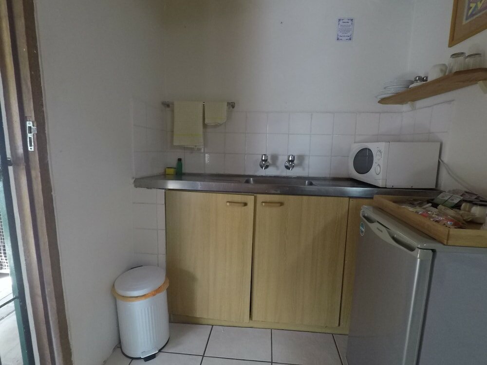 Фото Selborne Bed and Breakfast