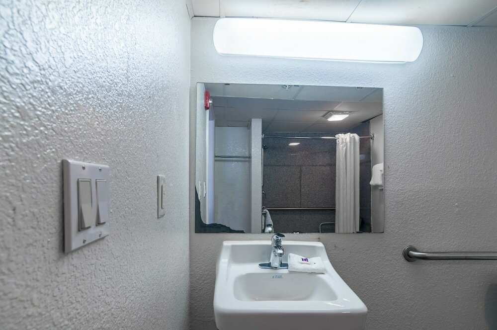 Фото Motel 6 Oklahoma City, Ok - South