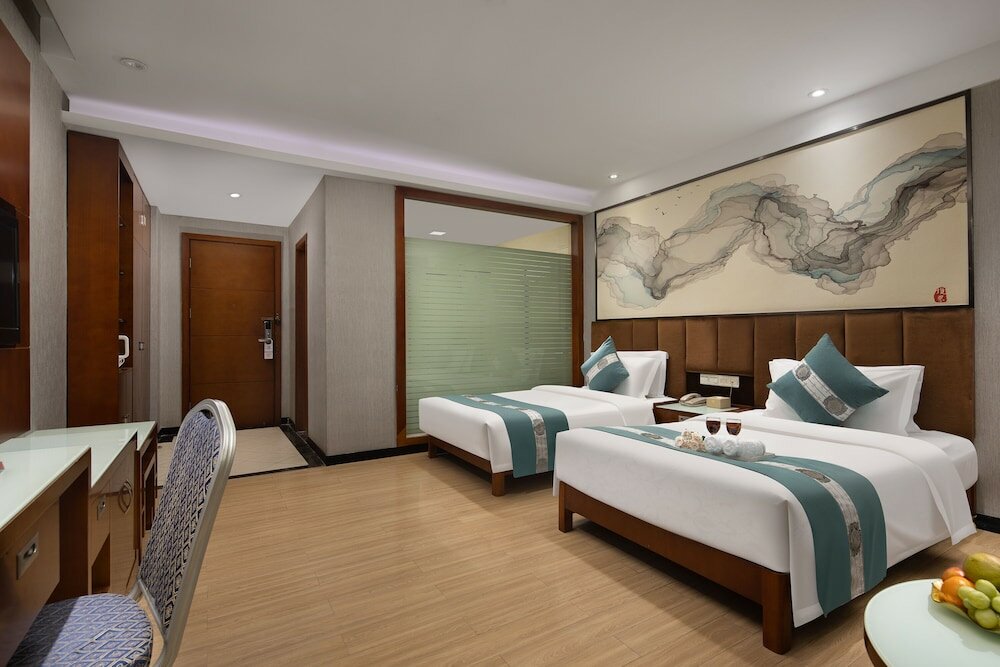 Фото Kaiserdom Hotel