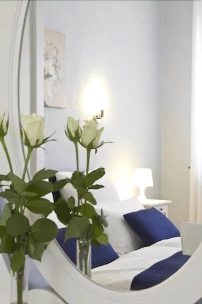 Фото Buchholz Downtown Hotel