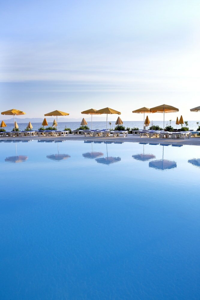 Фото Sunshine Rhodes