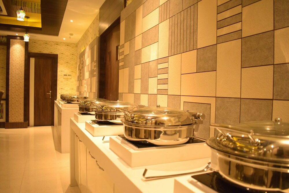 Фото Hotel Uday Palace