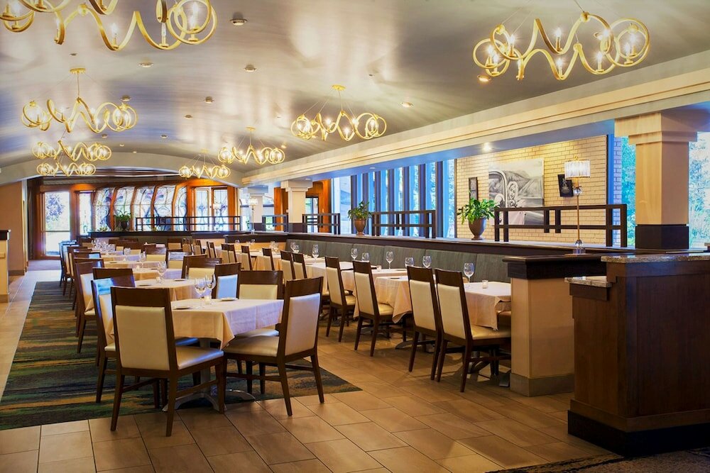 Фото The Riverside Hotel, Bw Premier Collection