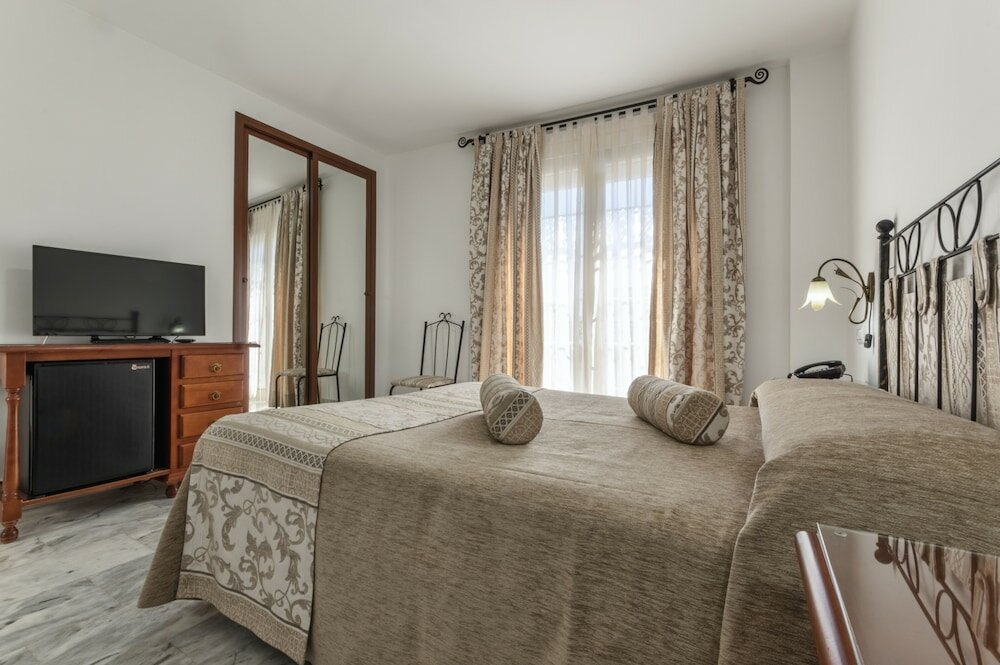 Фото Hotel La Parrita